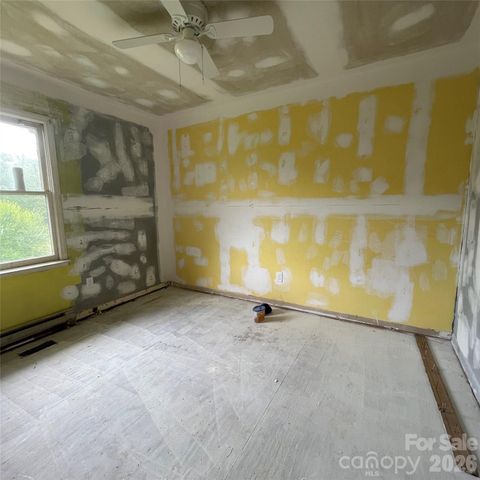 248 WOODSIDE Drive, Forest City, NC 28043