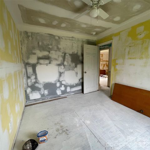 248 WOODSIDE Drive, Forest City, NC 28043
