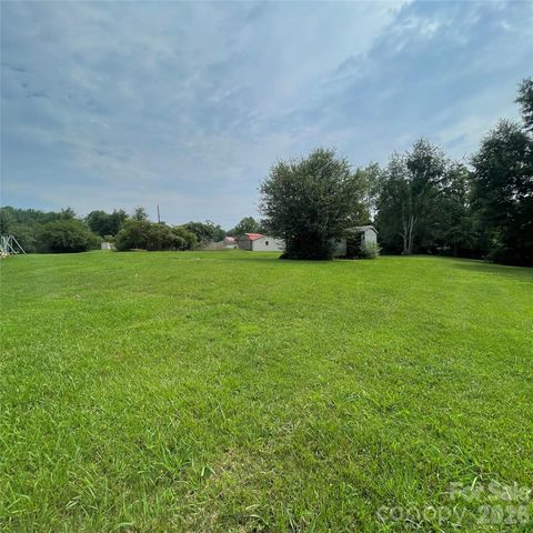 248 WOODSIDE Drive, Forest City, NC 28043