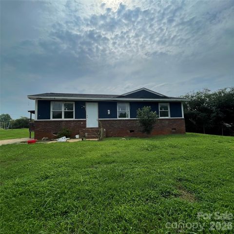 248 WOODSIDE Drive, Forest City, NC 28043