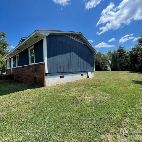 248 WOODSIDE Drive, Forest City, NC 28043