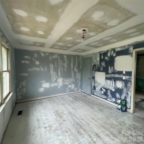 248 WOODSIDE Drive, Forest City, NC 28043