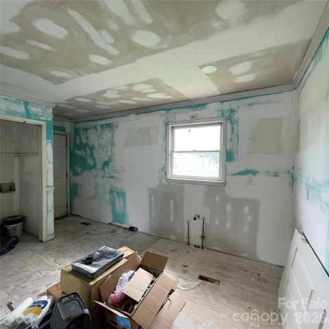248 WOODSIDE Drive, Forest City, NC 28043