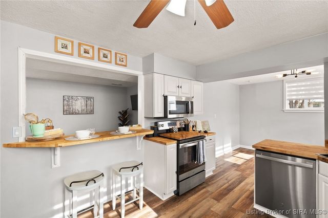 604 Navajo Drive, New Albany, IN 47150