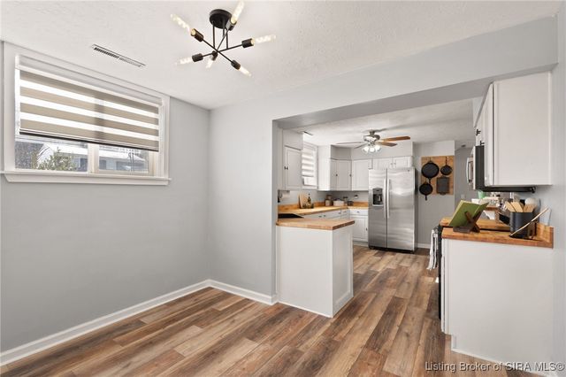 604 Navajo Drive, New Albany, IN 47150