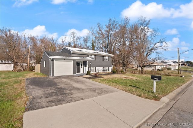 604 Navajo Drive, New Albany, IN 47150