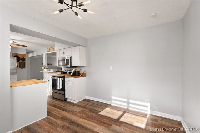 604 Navajo Drive, New Albany, IN 47150