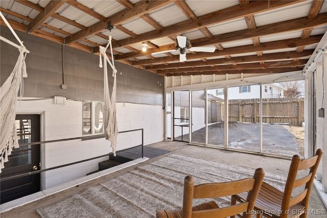 604 Navajo Drive, New Albany, IN 47150