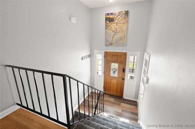 604 Navajo Drive, New Albany, IN 47150