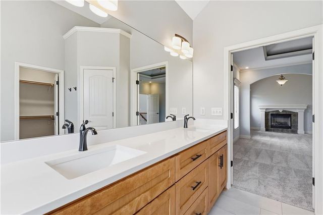 1416 Cross Creek Drive, Raymore, MO 64083