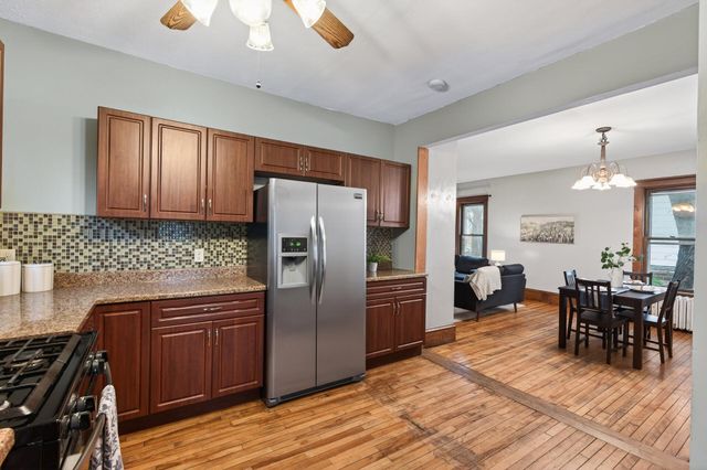 893 22nd Avenue SE, Minneapolis, MN 55414