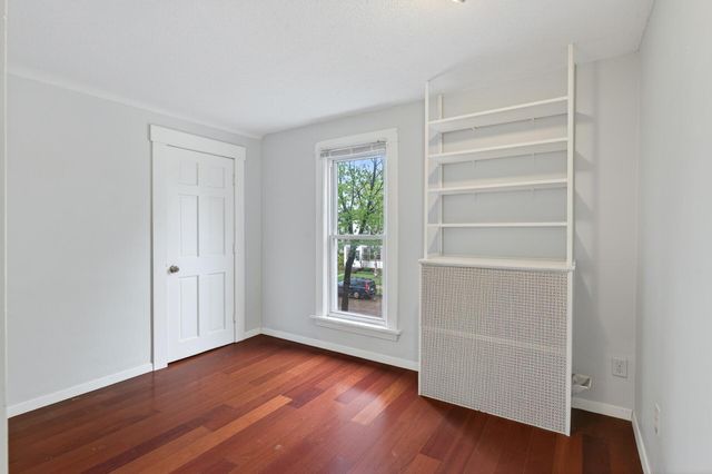 893 22nd Avenue SE, Minneapolis, MN 55414