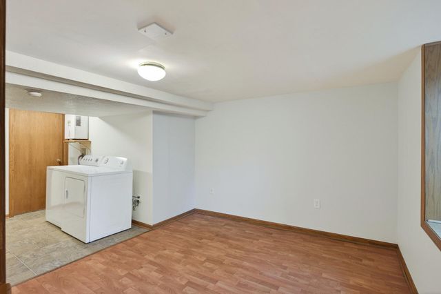 893 22nd Avenue SE, Minneapolis, MN 55414