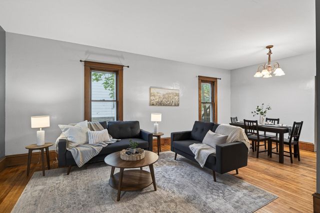 893 22nd Avenue SE, Minneapolis, MN 55414