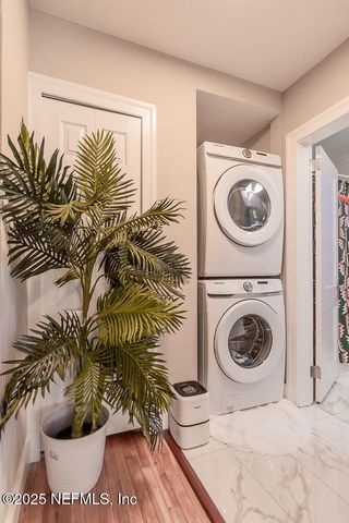 909 TALBOT Avenue, Jacksonville, FL 32205