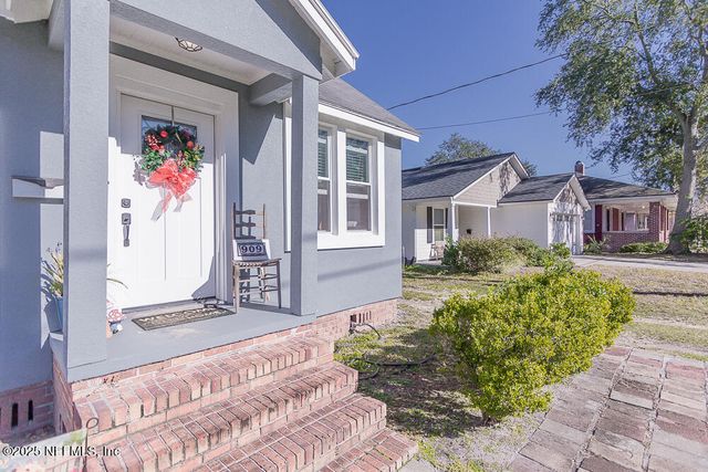 909 TALBOT Avenue, Jacksonville, FL 32205