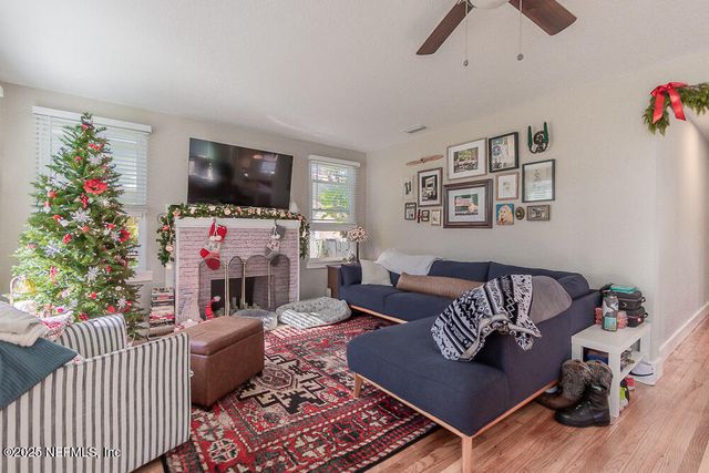 909 TALBOT Avenue, Jacksonville, FL 32205