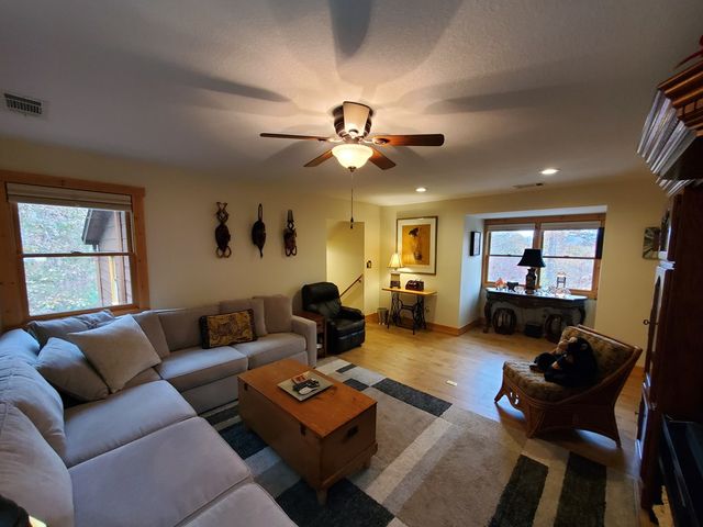 171 Mohawk Trail, Ellijay, GA 30540