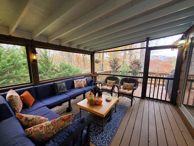 171 Mohawk Trail, Ellijay, GA 30540