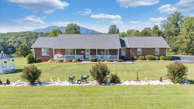 3991 Green Level RD, Rocky Mount, VA 24151