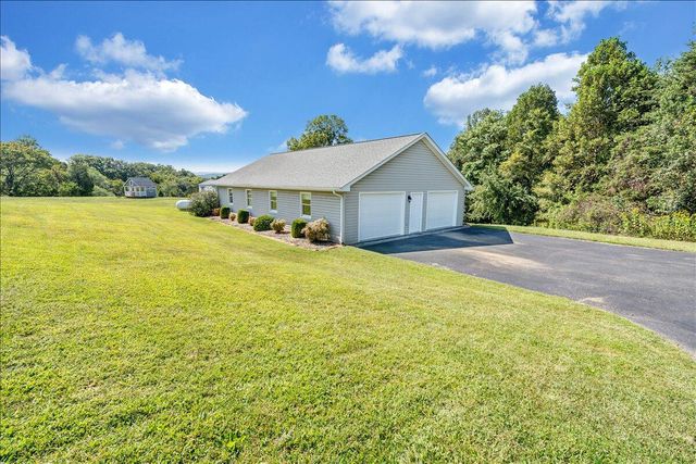 3991 Green Level RD, Rocky Mount, VA 24151