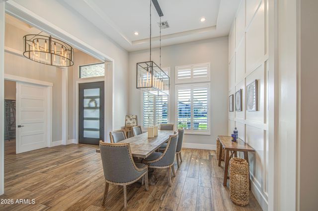 2896 E ARROWHEAD Trail, Gilbert, AZ 85297