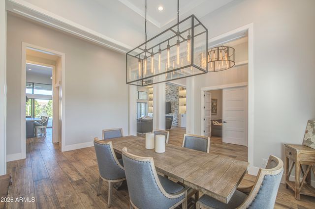 2896 E ARROWHEAD Trail, Gilbert, AZ 85297