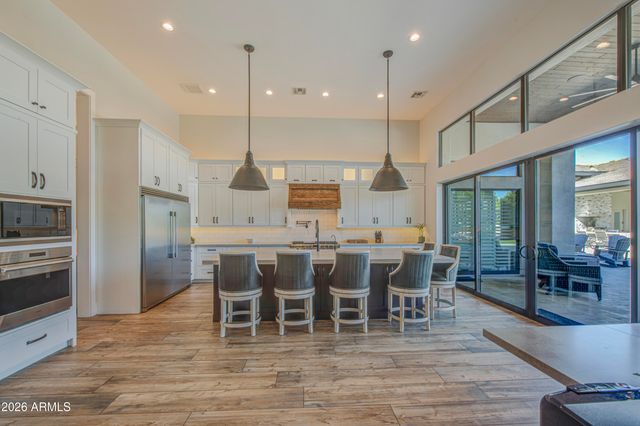 2896 E ARROWHEAD Trail, Gilbert, AZ 85297