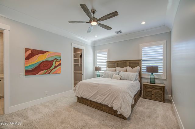 2896 E ARROWHEAD Trail, Gilbert, AZ 85297