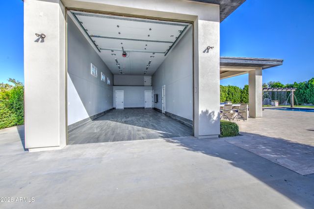 2896 E ARROWHEAD Trail, Gilbert, AZ 85297