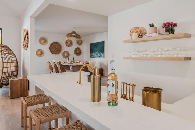 246 W Vereda Norte, Palm Springs, CA 92262