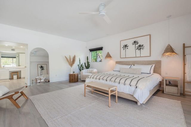 246 W Vereda Norte, Palm Springs, CA 92262