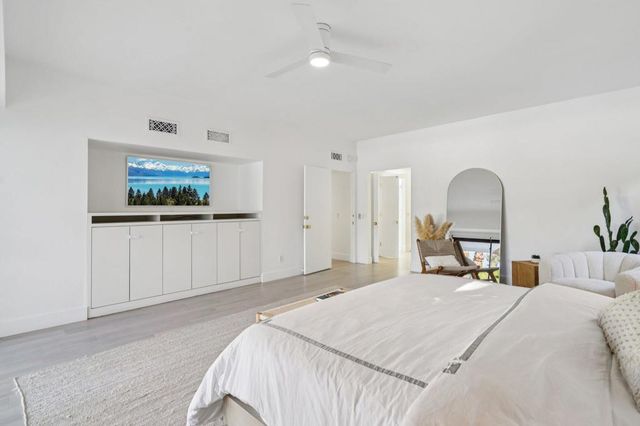 246 W Vereda Norte, Palm Springs, CA 92262