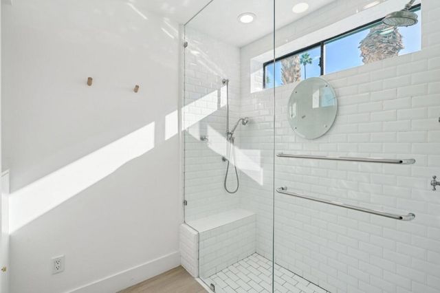 246 W Vereda Norte, Palm Springs, CA 92262