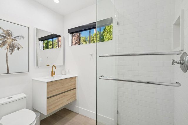 246 W Vereda Norte, Palm Springs, CA 92262