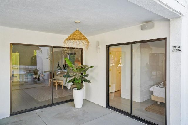 246 W Vereda Norte, Palm Springs, CA 92262