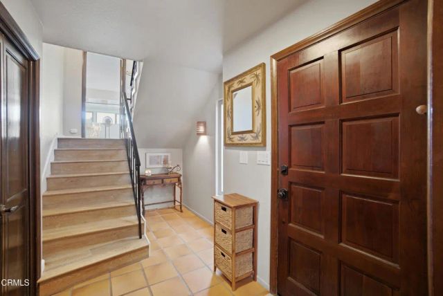 1129 Dover Lane, Ventura, CA 93001