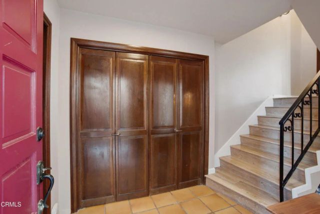 1129 Dover Lane, Ventura, CA 93001