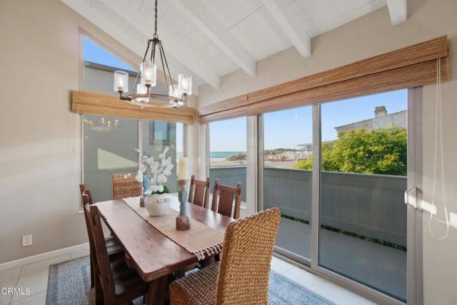 1129 Dover Lane, Ventura, CA 93001