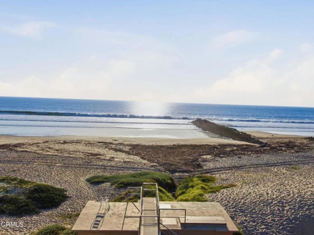 1129 Dover Lane, Ventura, CA 93001