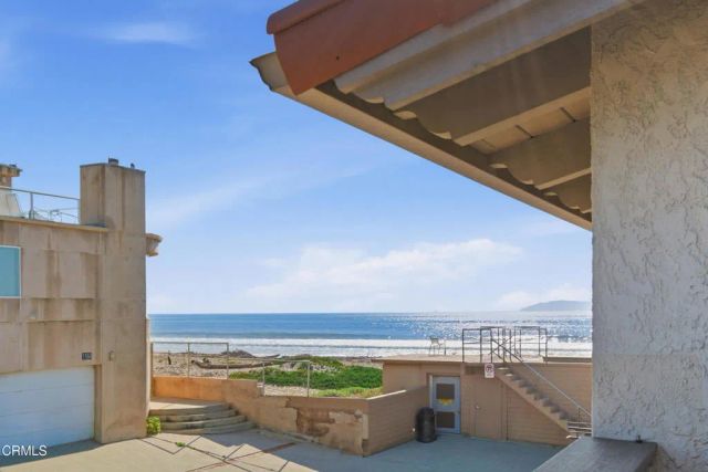 1129 Dover Lane, Ventura, CA 93001