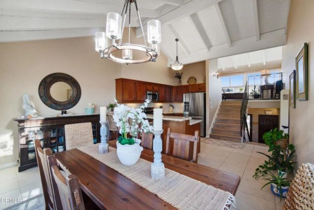 1129 Dover Lane, Ventura, CA 93001