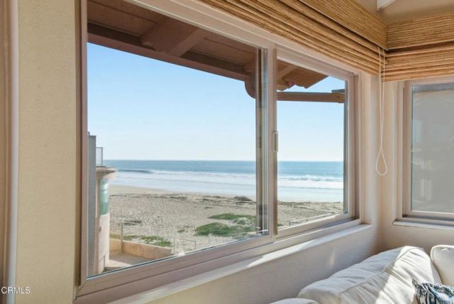 1129 Dover Lane, Ventura, CA 93001