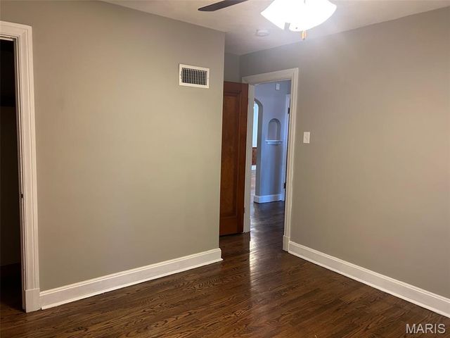 150 N 31st Street, Belleville, IL 62226