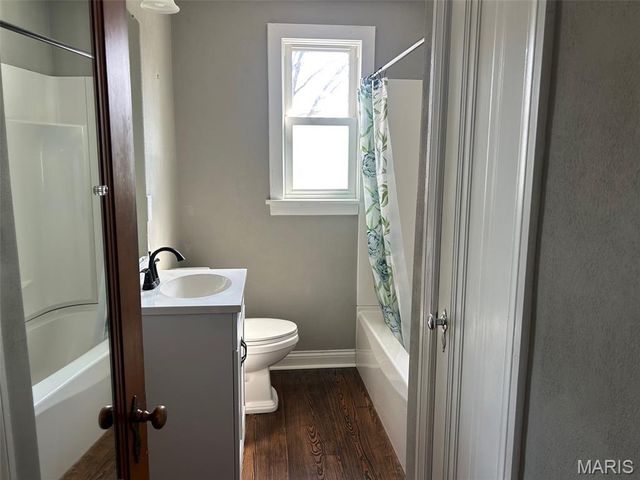 150 N 31st Street, Belleville, IL 62226