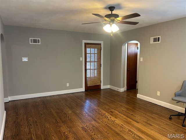 150 N 31st Street, Belleville, IL 62226