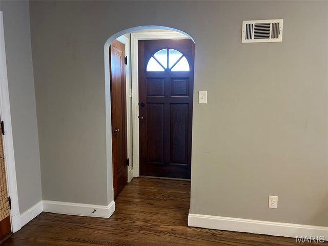 150 N 31st Street, Belleville, IL 62226