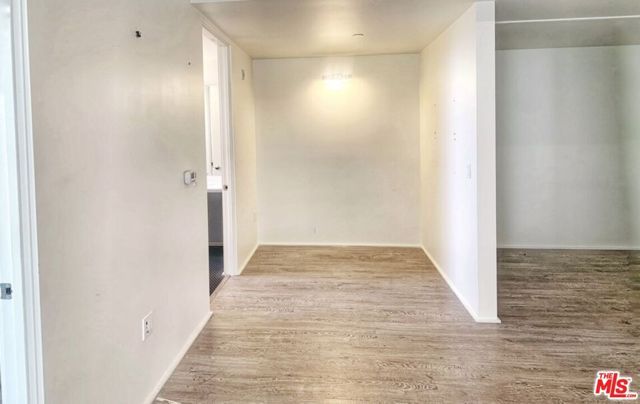 1040 S Mariposa Avenue F101, Los Angeles, CA 90006