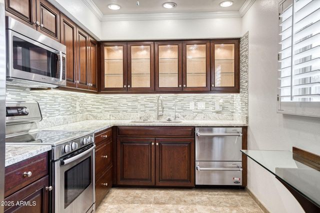 3655 N 5TH Avenue 203, Phoenix, AZ 85013