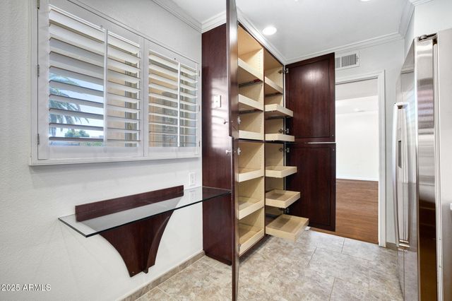 3655 N 5TH Avenue 203, Phoenix, AZ 85013